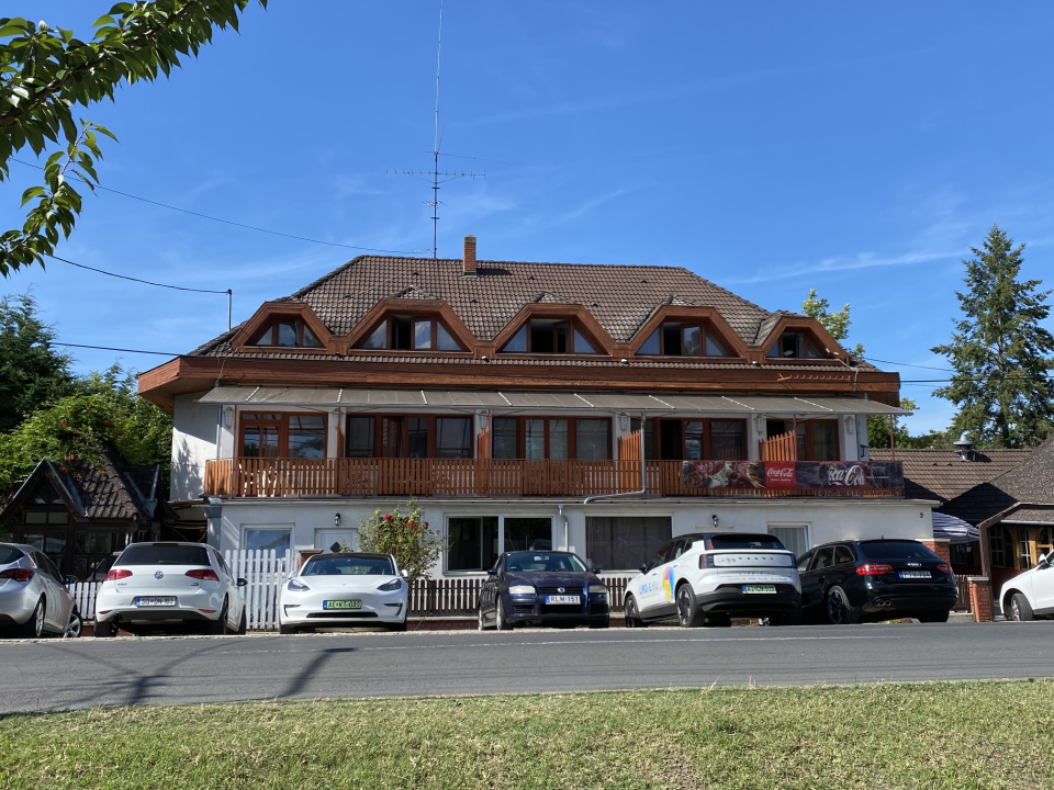 Festival Panzió