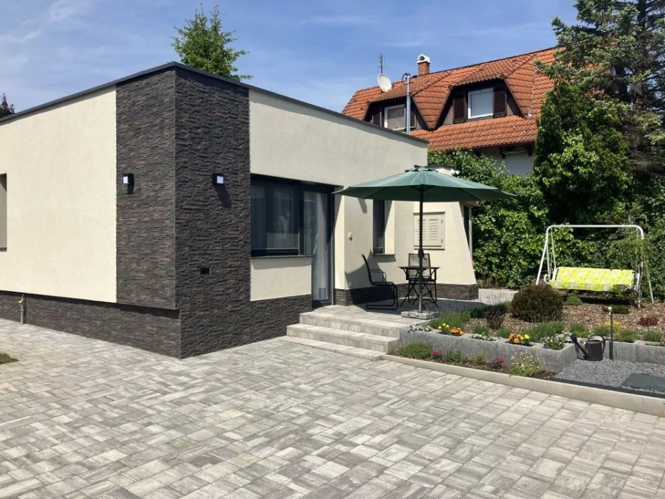 Hársfa Vendégház-Alsóörs