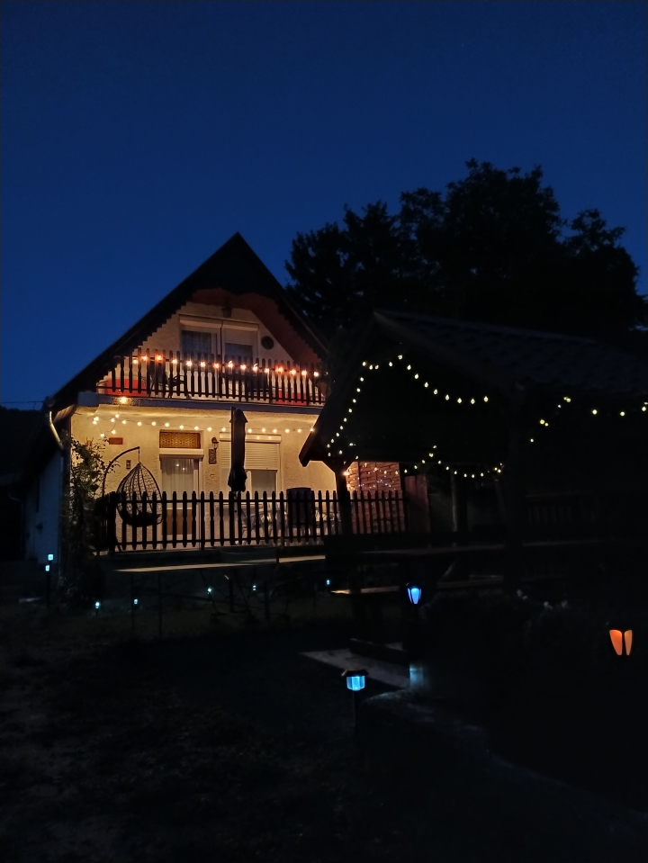 Rózsafa Vendégház-Badacsonytomaj