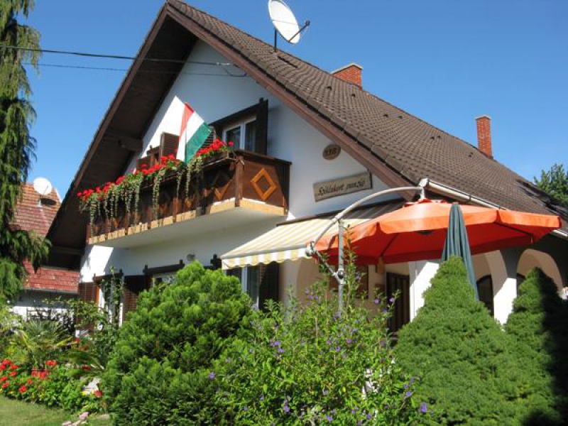 Sziklakert Vendégház-Szigliget