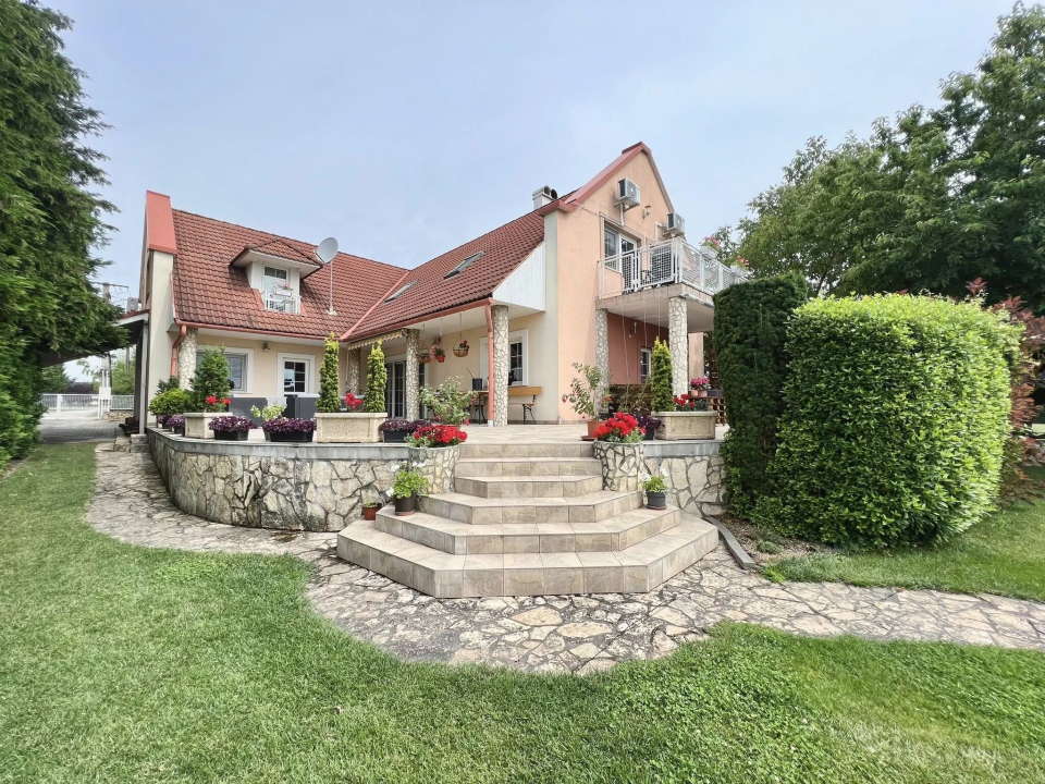 Tünde Nene Apartman-Zánka